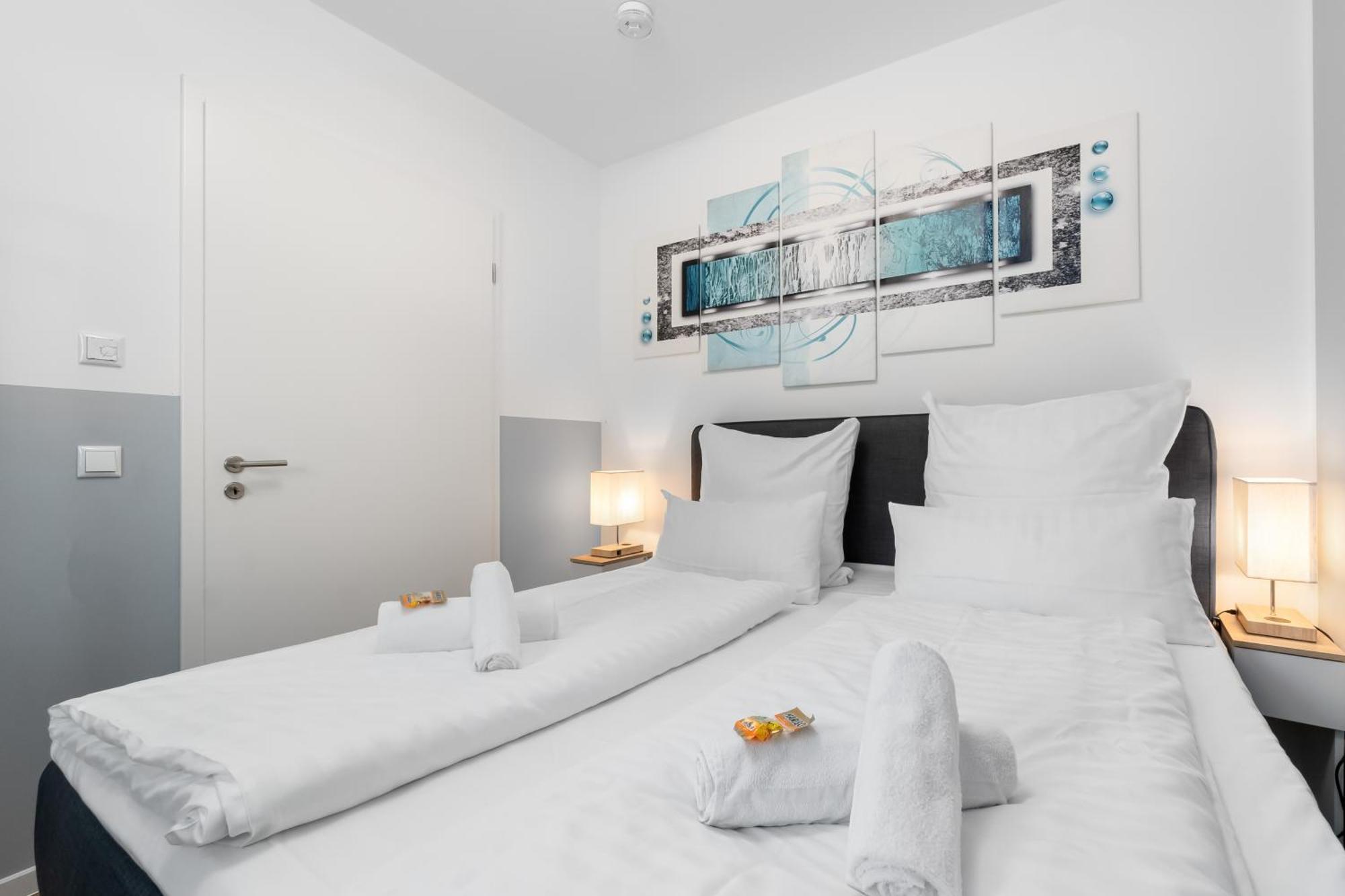 シュクロイディッツDesign Luxus, Vollausstattung, Neubau, 30Min Hbf Leipzig 8, Naehe Flughfaen, Bmw, Dhl, Amazonアパートメント エクステリア 写真