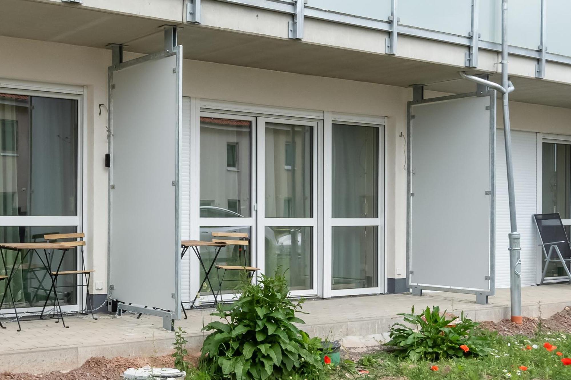 シュクロイディッツDesign Luxus, Vollausstattung, Neubau, 30Min Hbf Leipzig 8, Naehe Flughfaen, Bmw, Dhl, Amazonアパートメント エクステリア 写真