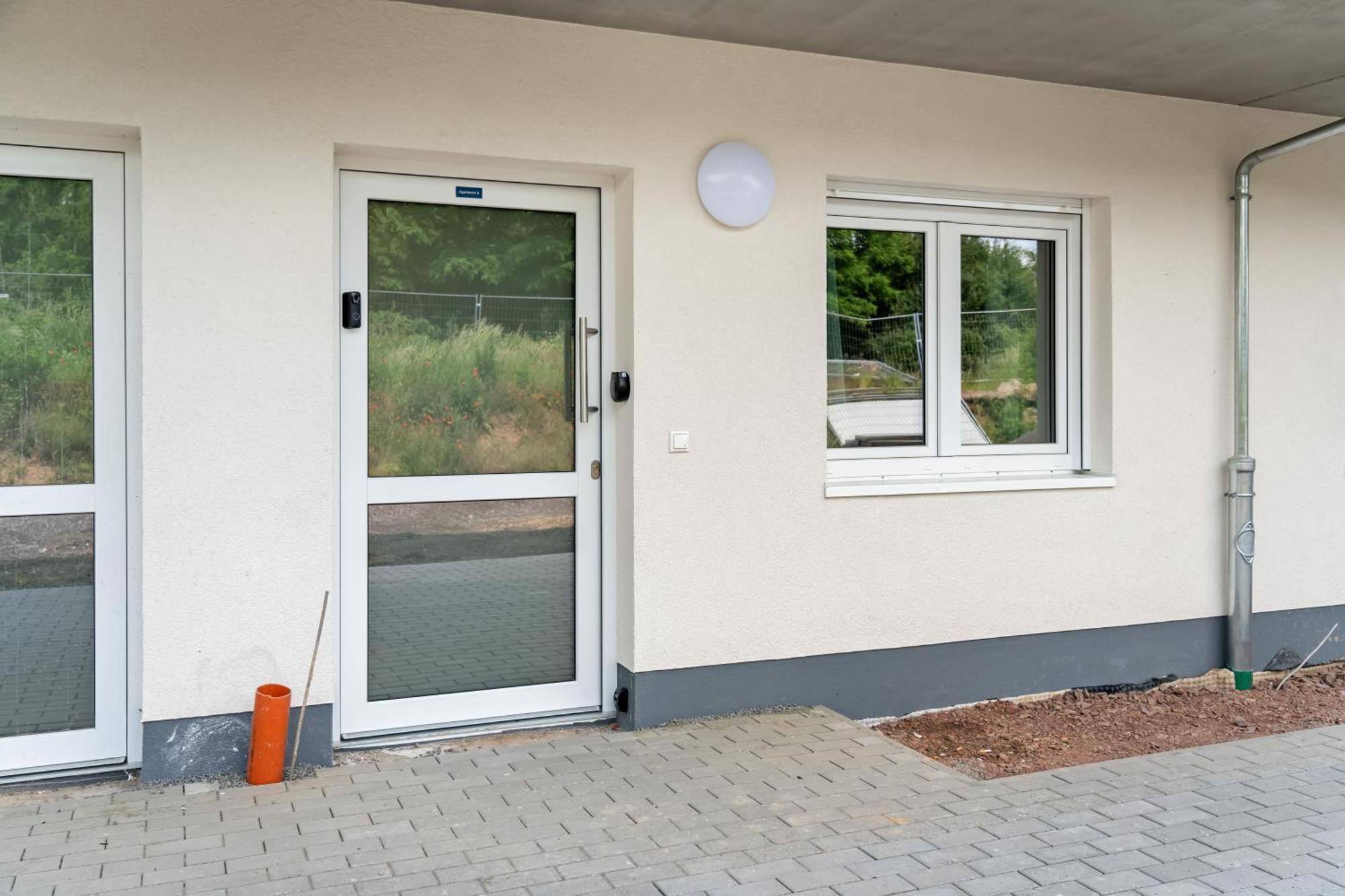 シュクロイディッツDesign Luxus, Vollausstattung, Neubau, 30Min Hbf Leipzig 8, Naehe Flughfaen, Bmw, Dhl, Amazonアパートメント エクステリア 写真